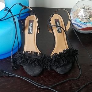 Super cute man made suede sandals